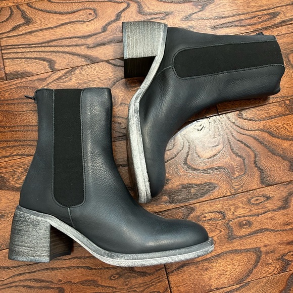 SALE 🚨 Free People Essential Chelsea Leather Boots Sz 39 9 8.5 - Picture 6 of 7